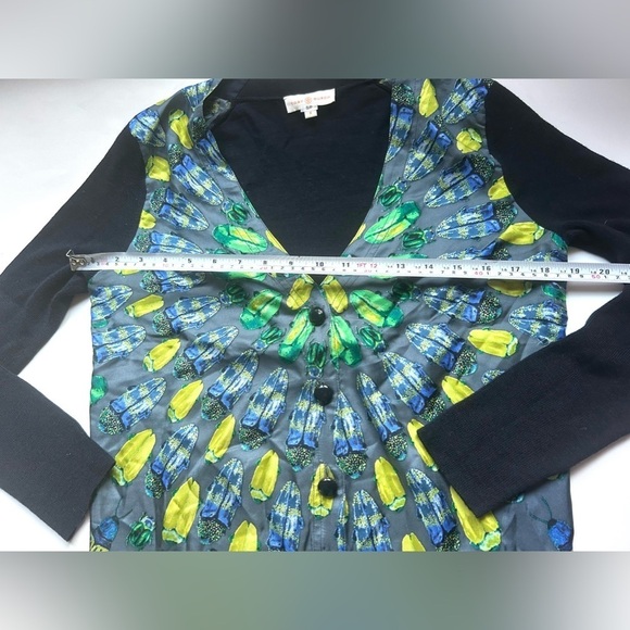 TORY BURCH SILK MERINO WOOL  PRINTED
SWEATER cardigan small - Picture 2 of 6